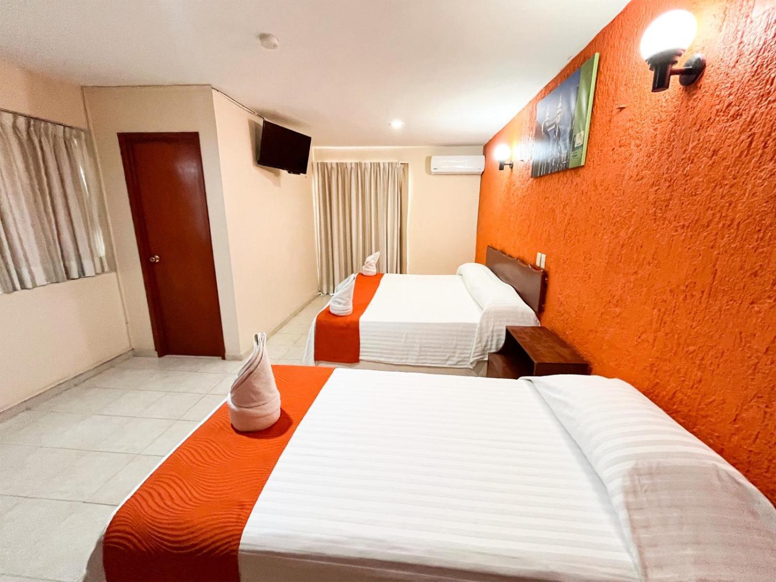 Hotel Uxulkah Campeche Exterior foto