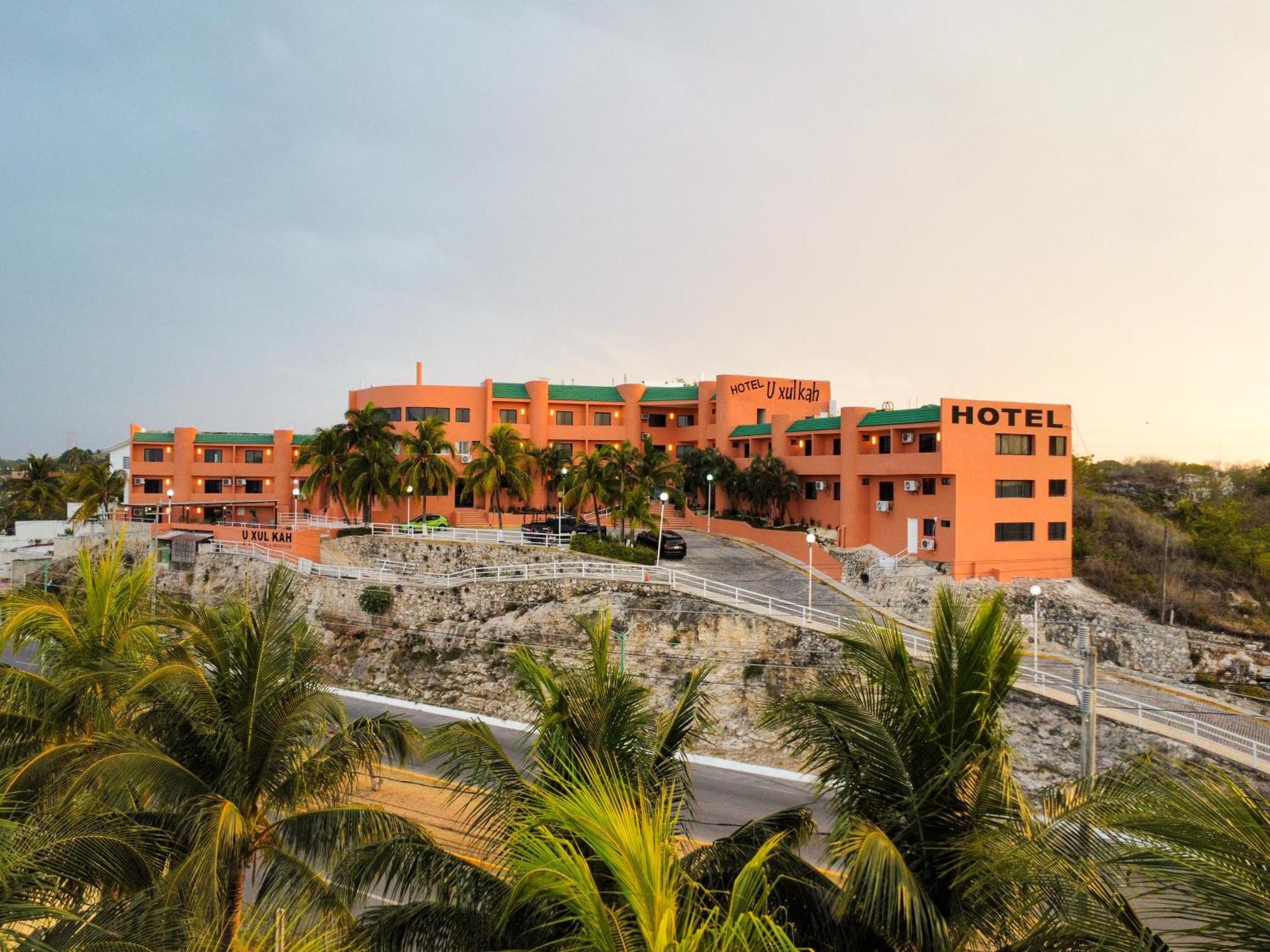 Hotel Uxulkah Campeche Exterior foto
